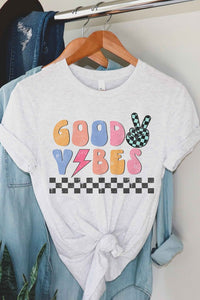 CHECKERED GOOD VIBES GRAPHIC TEE