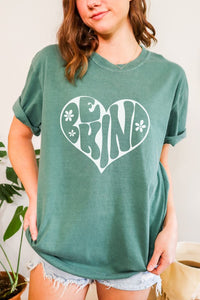 Be Kind Heart Comfort Colors Graphic Tee